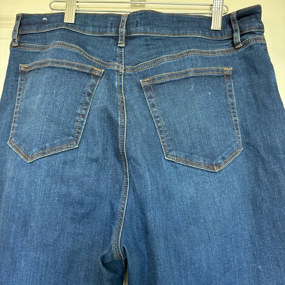 LOFT Slim Flare Denim Jeans Raw Edged Hem Dark Wash Size P32/14 - Picture 3 of 15
